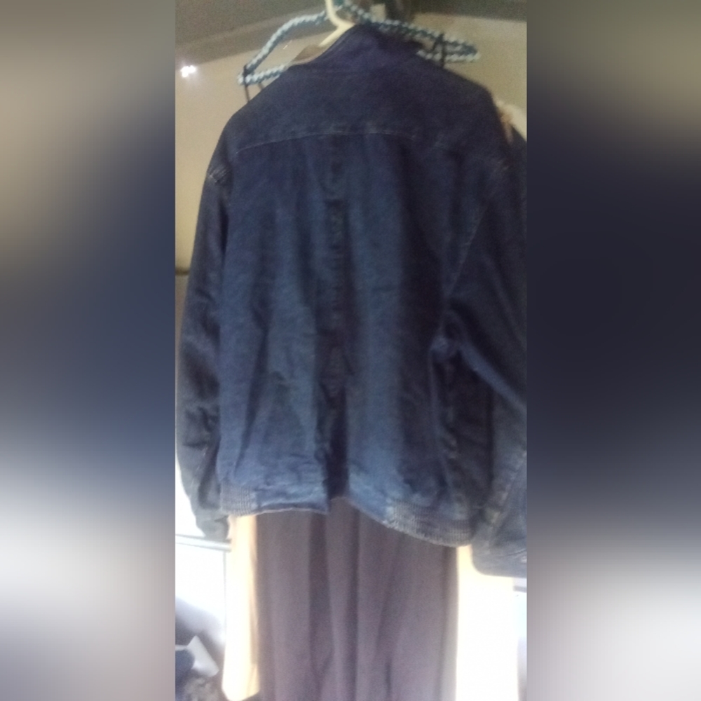 Jean jacket - Picture 3 of 3